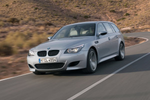 BMW M5 Touring 2007 Wallpaper (17)