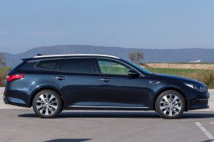 Kia-Optima_Sportswagon-(25)