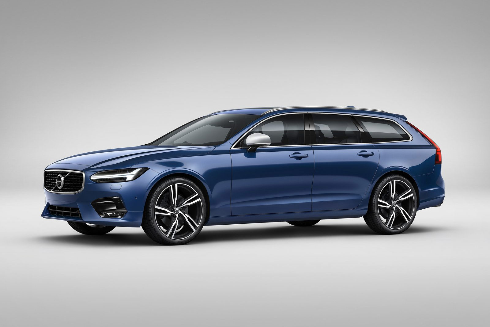 Volvo-V90_R-Design-(12)