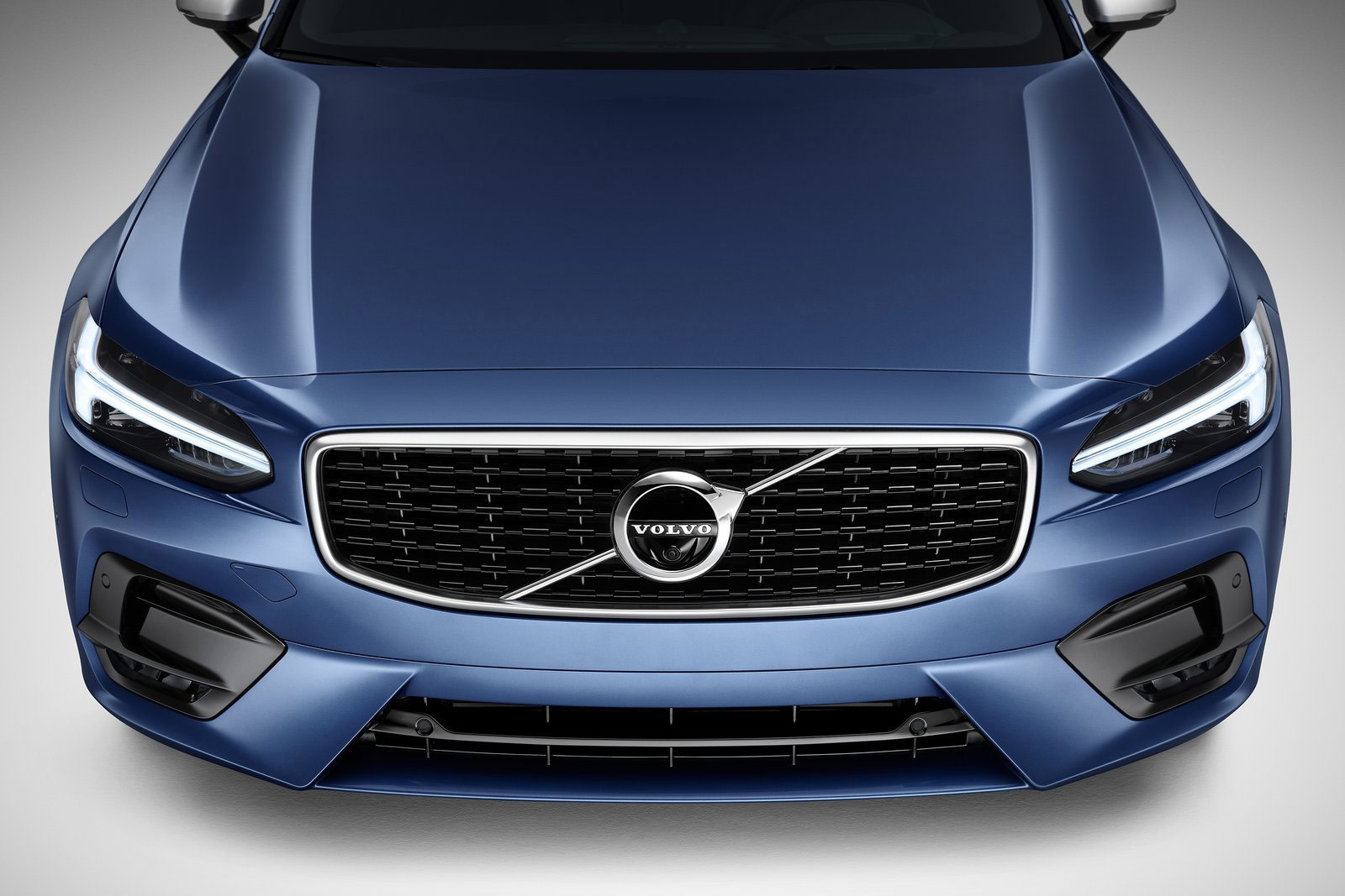 Volvo-V90_R-Design-(18)